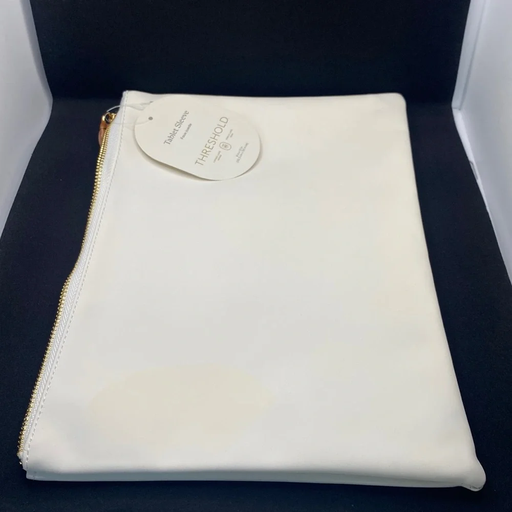 Threshold Faux Suede Tablet Sleeve. Use Lingerie/Swimsuit bag. Cream. 8” x 12”